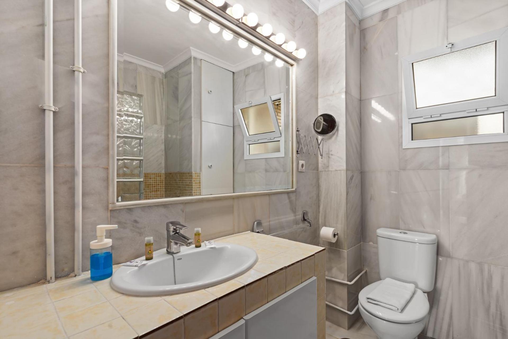 Comfy Apartment 100M From Pedregalejo Beach By Costarentals - Mal02 马拉加 外观 照片